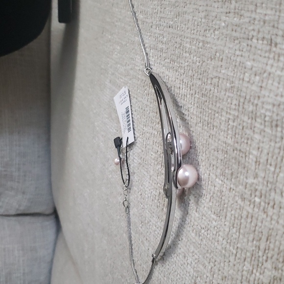 WHBM Necklace Silver Plated & Pink Pearl's + Matching earrings - Picture 10 of 14